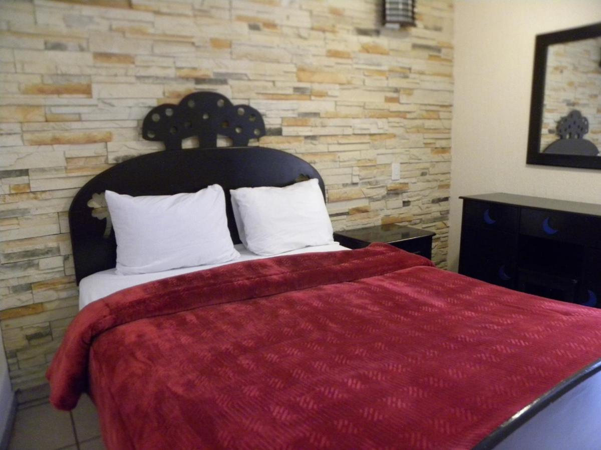 Hotel & Glamping Huasca Sierra Verde Уаска-де-Окампо Экстерьер фото
