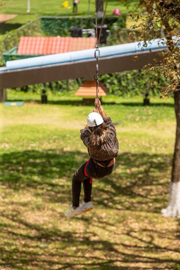 Hotel & Glamping Huasca Sierra Verde Уаска-де-Окампо Экстерьер фото